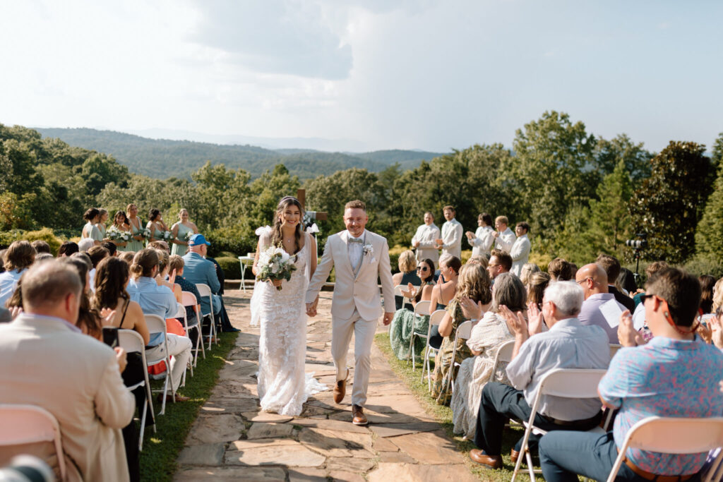 Blue Mountain Vineyards Wedding photos
